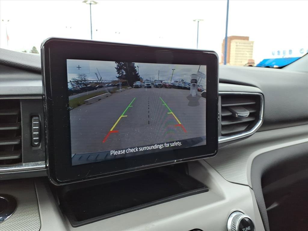 Certified 2023 Ford Explorer XLT w/ Equipment Group 202A image 23