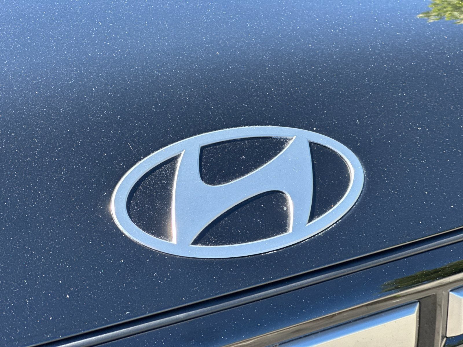 Used 2025 Hyundai Santa Fe SEL FWD image 37