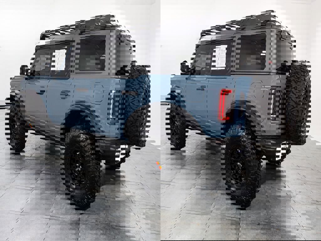 Certified 2022 Ford Bronco Black Diamond w/ Sasquatch Package image 4