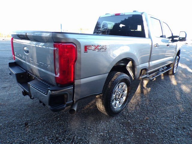 Certified 2024 Ford F250 XLT w/ FX4 Off-Road Package image 4