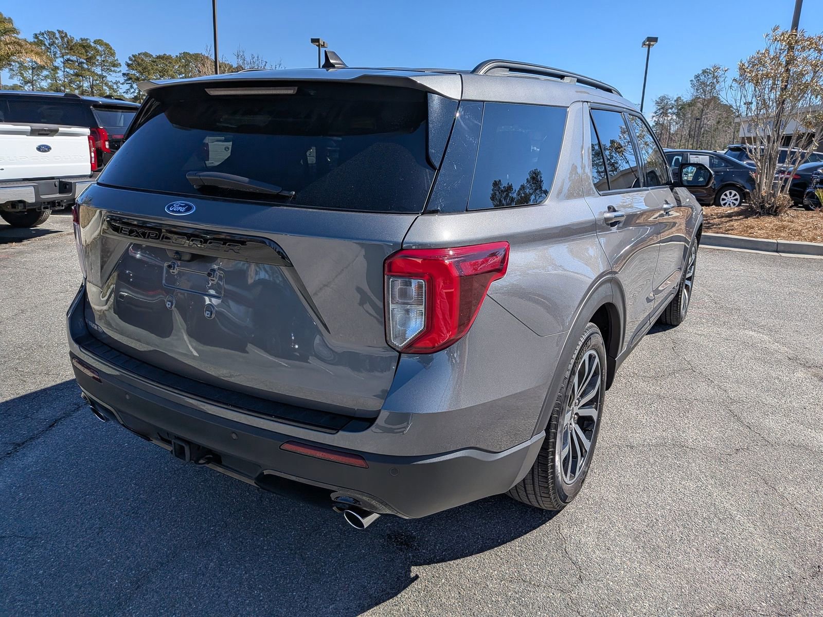 Certified 2023 Ford Explorer ST-Line w/ Class IV Trailer Tow Package image 4