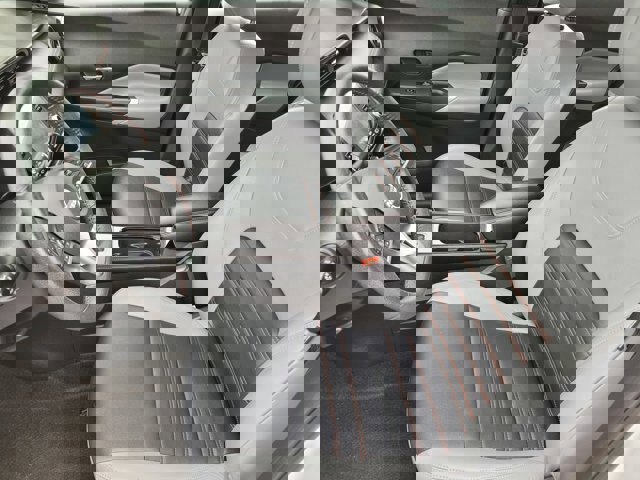 Used 2024 Nissan Kicks SR w/ SR Premium Package image 15