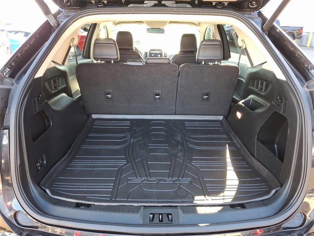 Certified 2022 Ford Edge SEL w/ Convenience Package image 29