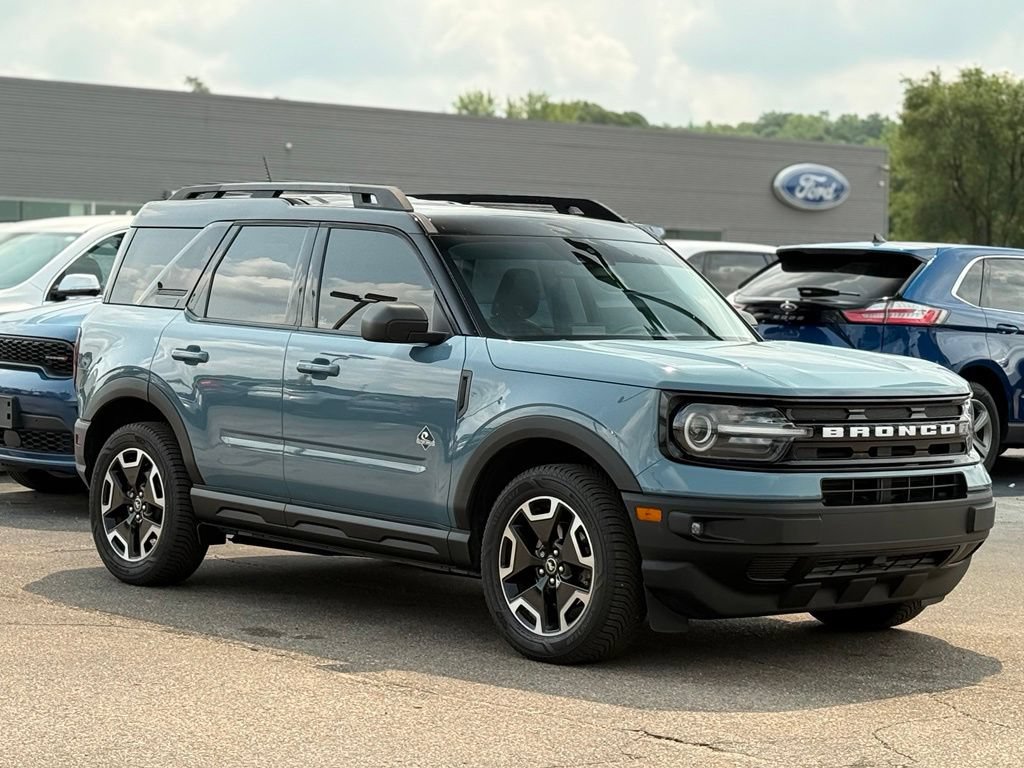Certified 2022 Ford Bronco Sport Outer Banks w/ Tech Package AWD/4WD image 25