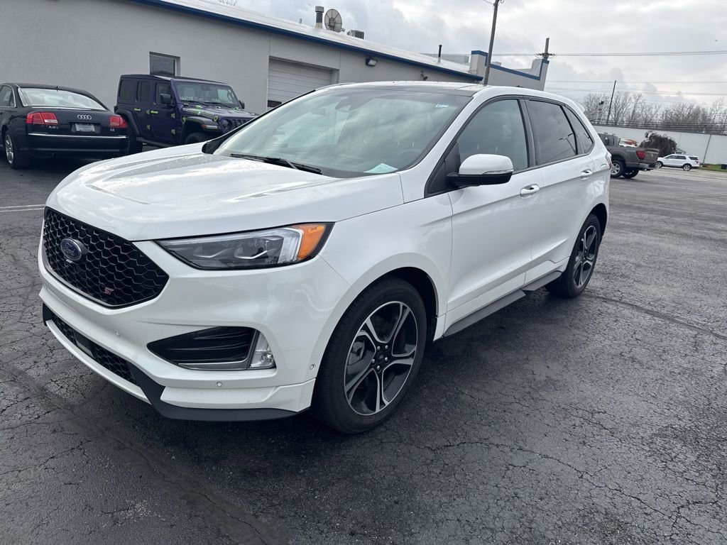 Certified 2024 Ford Edge ST w/ Equipment Group 401A image 16