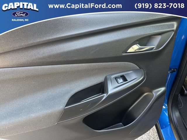 Used 2023 Chevrolet Bolt EUV LT w/ Driver Confidence Package FWD image 17
