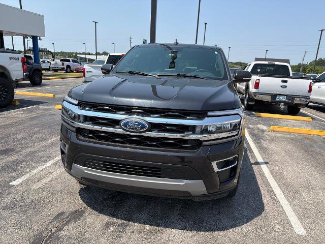 Certified 2024 Ford Expedition Limited AWD/4WD image 2