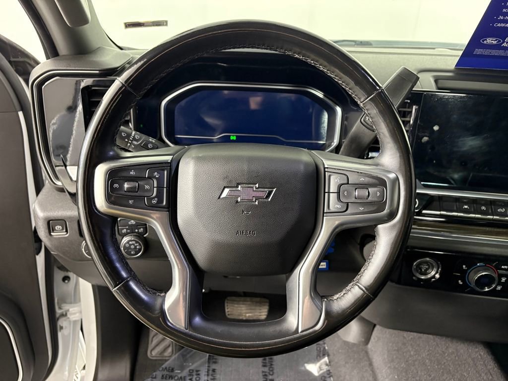 Used 2023 Chevrolet Silverado 1500 RST w/ Redline Edition image 17