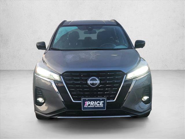 Used 2024 Nissan Kicks SR FWD image 2