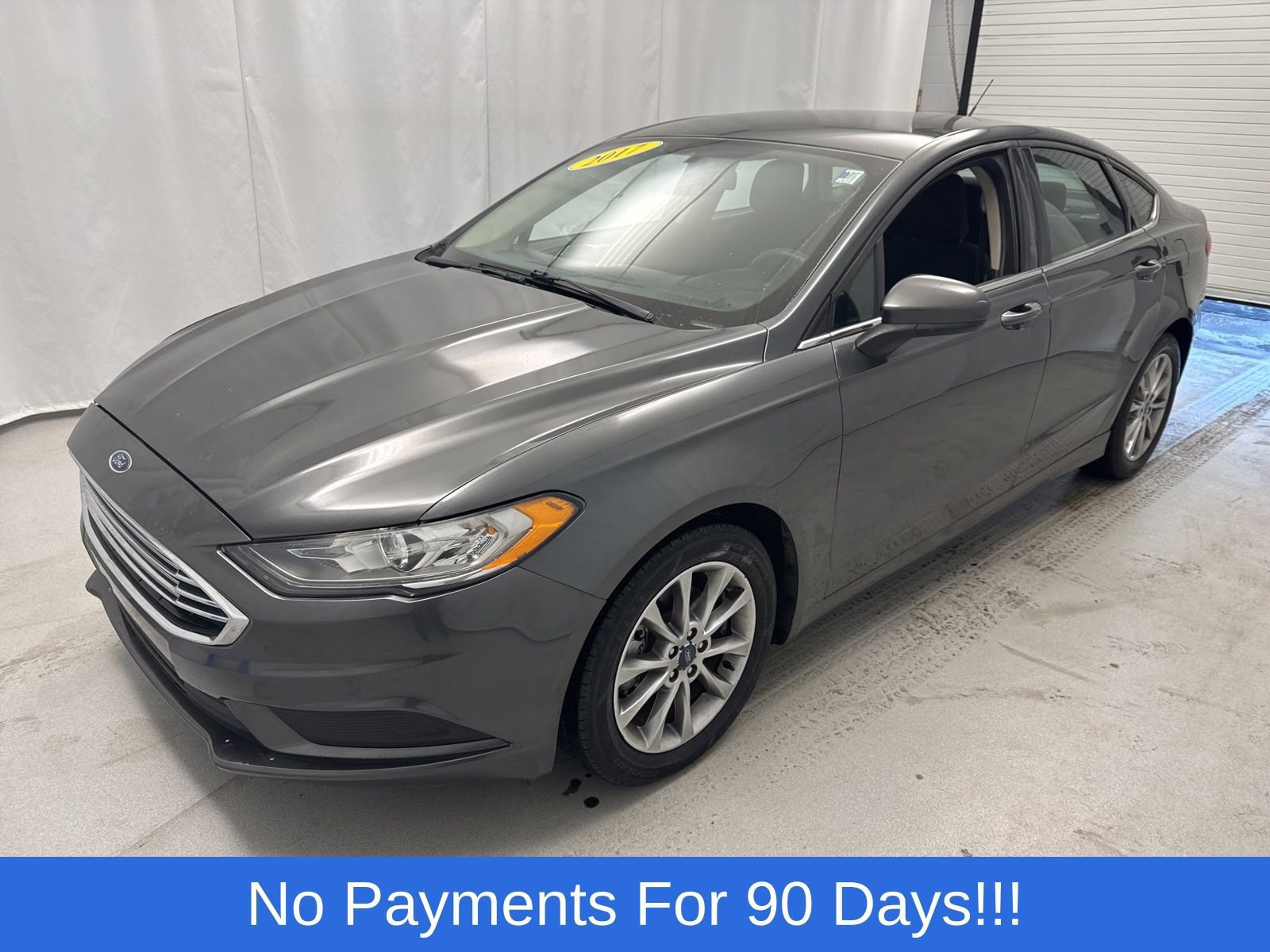 Certified 2017 Ford Fusion SE w/ Fusion SE Technology Package image 5