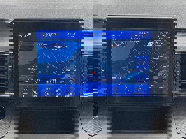 Certified 2022 Ford Explorer XLT w/ Equipment Group 202A image 17