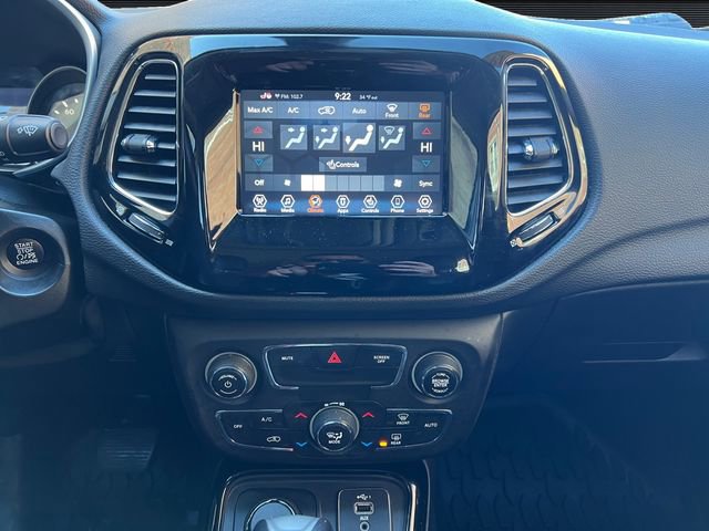 Used 2019 Jeep Compass Latitude AWD/4WD image 11