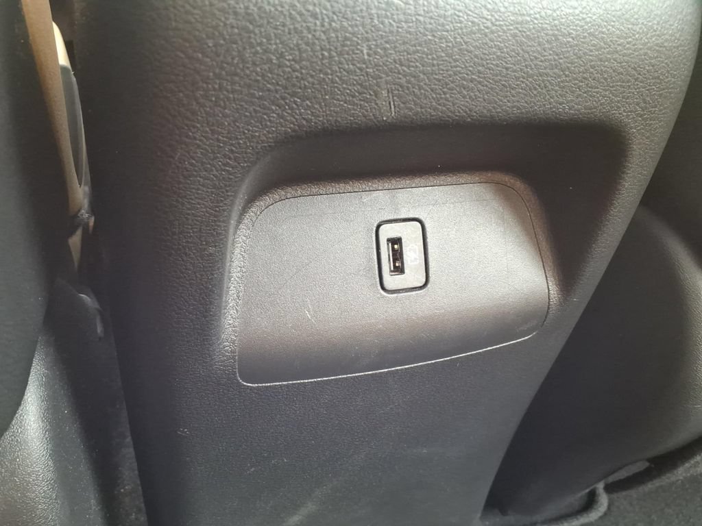Used 2023 Nissan Sentra SV w/ SV Premium Package FWD image 14