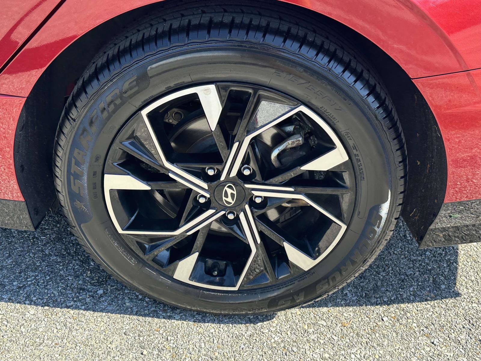 Used 2025 Hyundai Sonata SEL FWD image 32