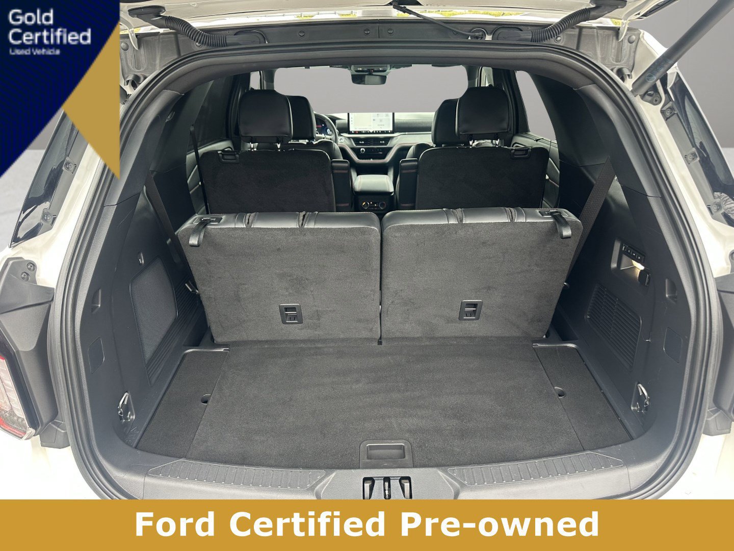 Certified 2025 Ford Explorer ST AWD/4WD image 8