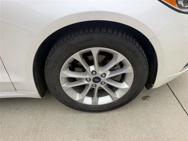 Certified 2020 Ford Fusion SEL FWD image 24