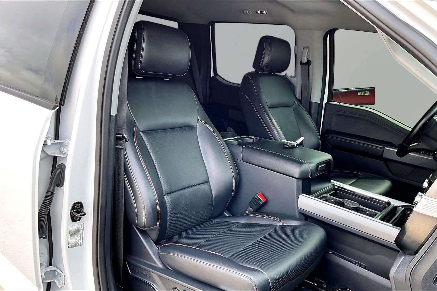 Certified 2023 Ford F250 Lariat w/ Sport Appearance Package AWD/4WD image 7