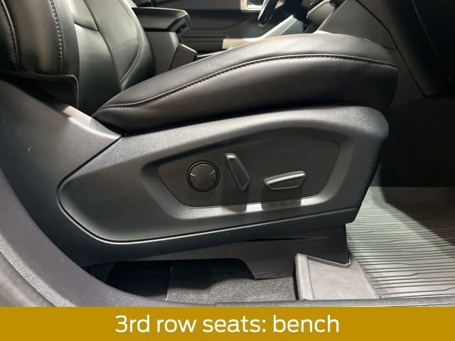 Certified 2022 Ford Explorer XLT w/ Equipment Group 202A image 32