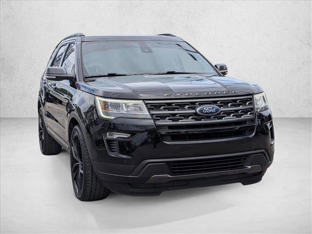 Certified 2019 Ford Explorer XLT w/ Equipment Group 202A FWD image 3