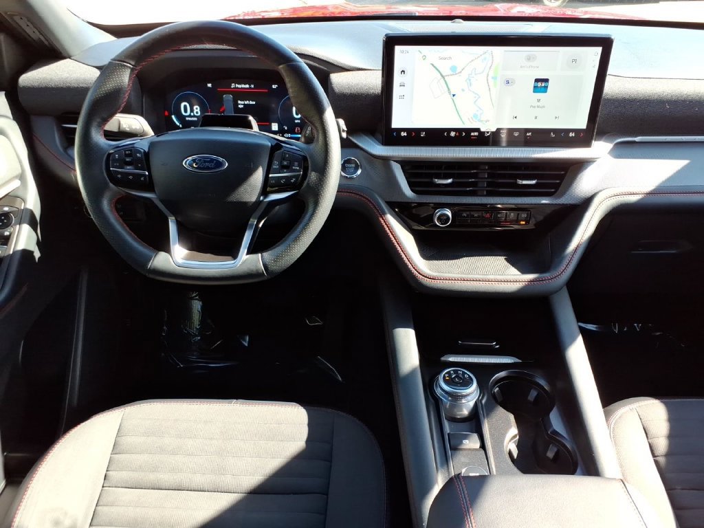 Certified 2025 Ford Explorer ST-Line AWD/4WD image 18