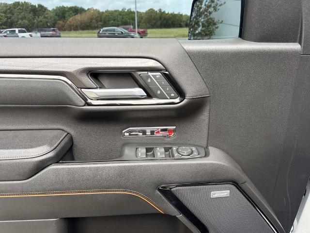 Used 2023 GMC Sierra 1500 AT4 w/ AT4 Premium Package AWD/4WD image 19