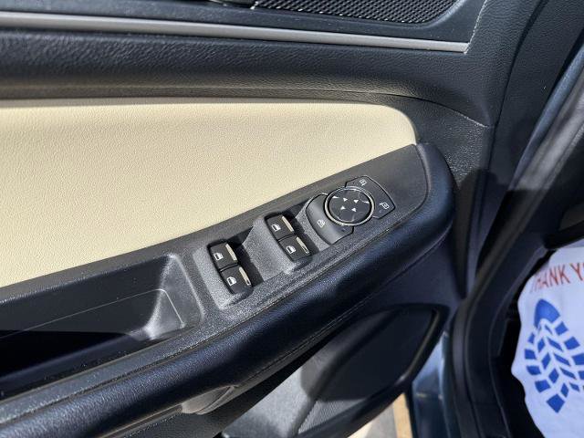 Certified 2022 Ford Edge SEL w/ Convenience Package AWD/4WD image 14