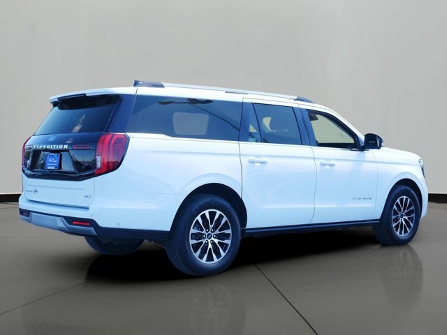 Certified 2025 Ford Expedition Max Platinum AWD/4WD image 3