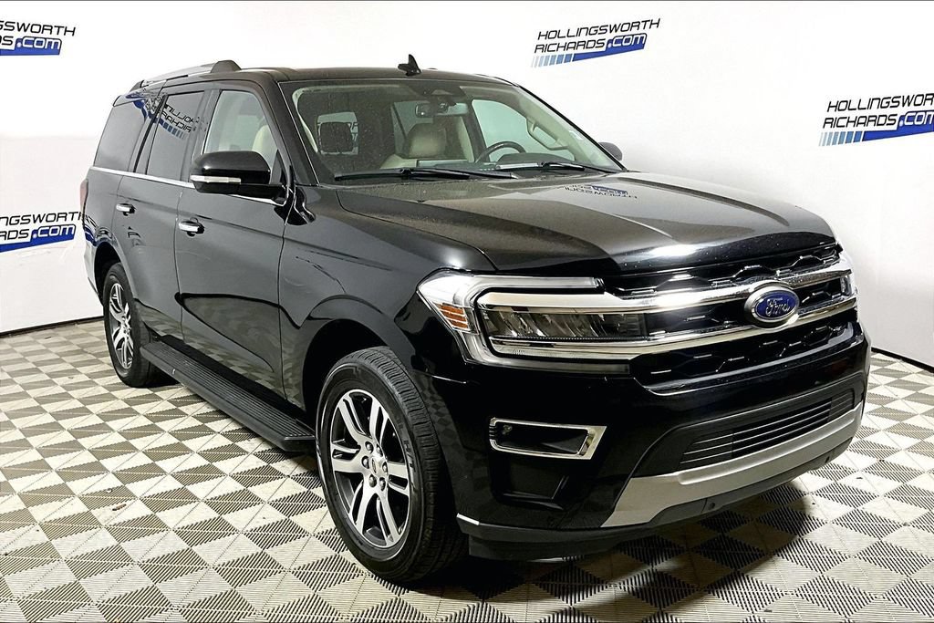 Certified 2024 Ford Expedition Limited AWD/4WD image 3