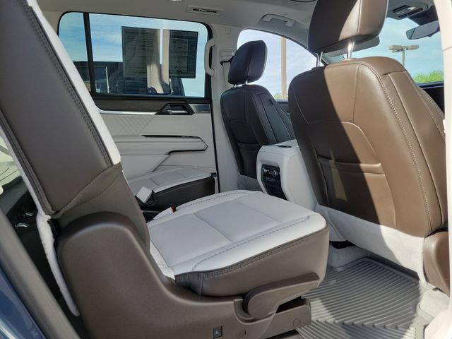 Used 2025 GMC Acadia Denali w/ Super Cruise Package AWD/4WD image 23