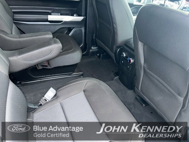 Certified 2022 Ford Explorer XLT w/ Class IV Trailer Tow Package image 38