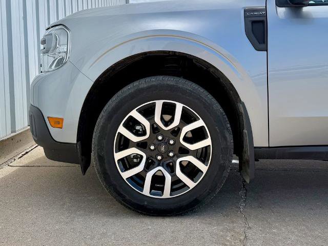 Certified 2022 Ford Maverick Lariat w/ Lariat Luxury Package AWD/4WD image 28