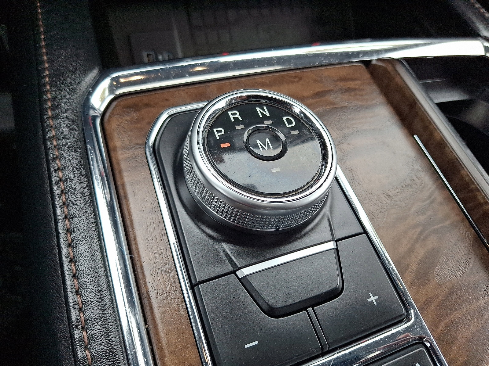 Certified 2020 Ford Expedition Max Platinum image 22