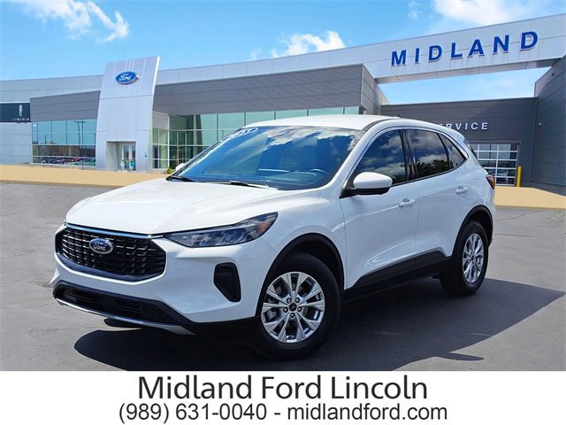 Certified 2023 Ford Escape Active w/ Tech Pack #2 image 4