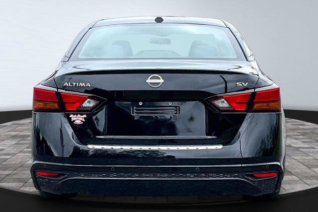 Used 2023 Nissan Altima 2.5 SV FWD image 4