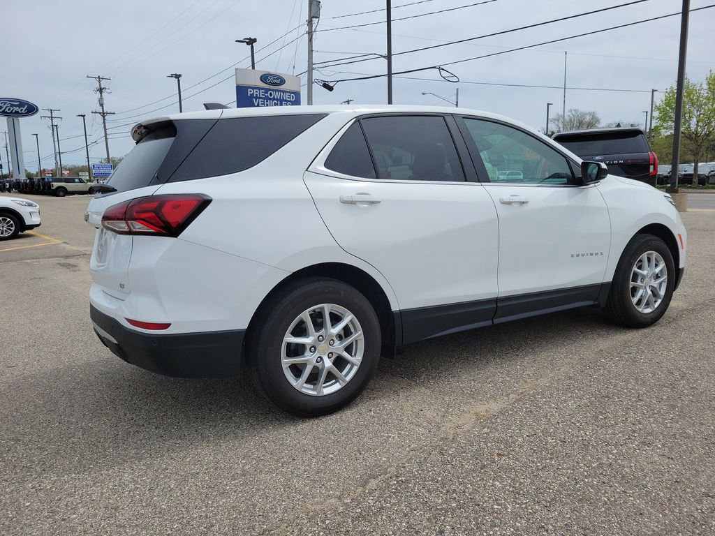 Used 2022 Chevrolet Equinox LT FWD image 8