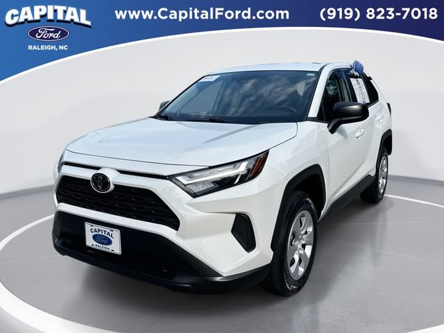 Used 2025 Toyota RAV4 LE AWD/4WD image 1