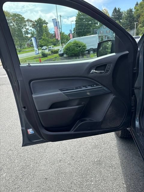 Used 2019 Chevrolet Colorado Z71 AWD/4WD image 15