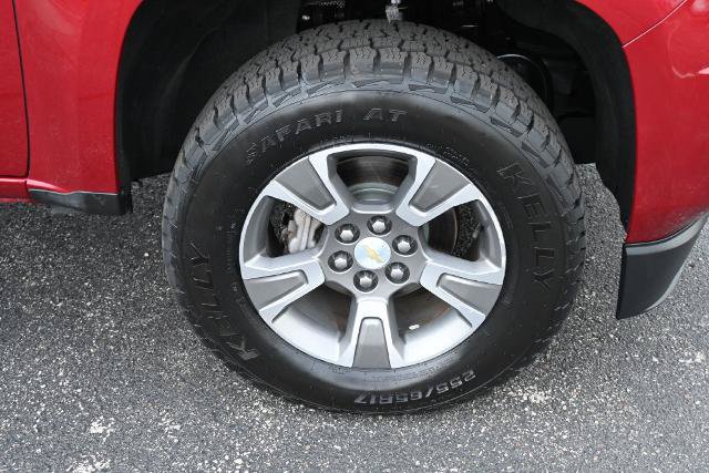 Used 2017 Chevrolet Colorado Z71 AWD/4WD image 16