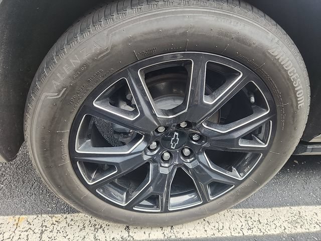 Used 2023 Chevrolet Tahoe High Country AWD/4WD image 11