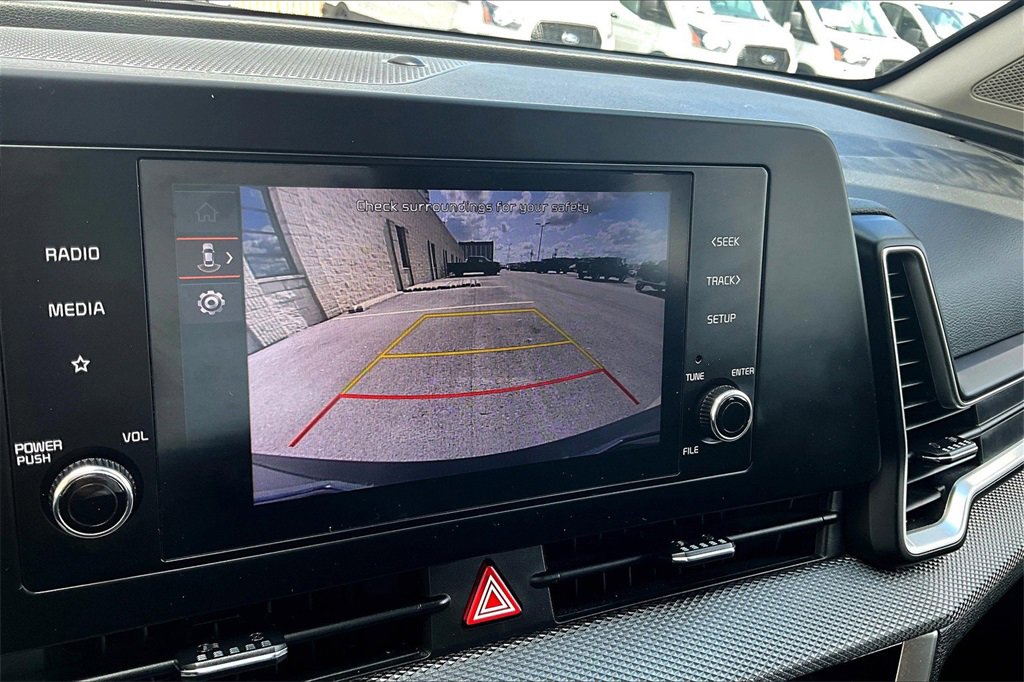 Used 2024 Kia Sportage LX image 20