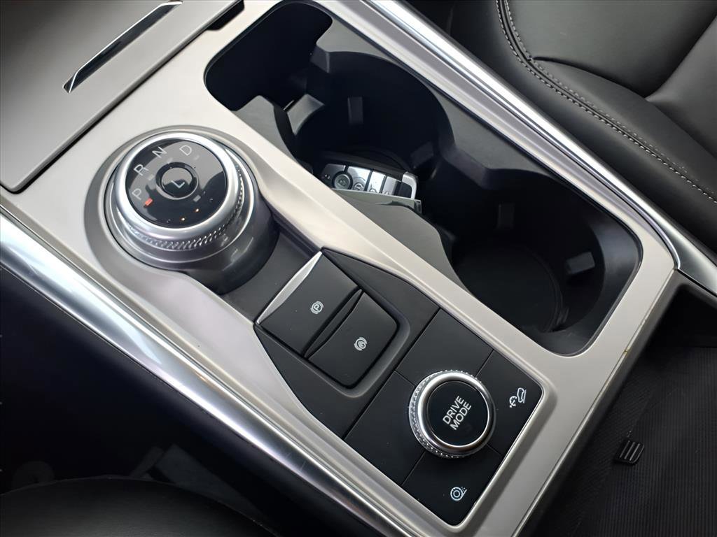 Certified 2023 Ford Explorer XLT w/ Equipment Group 202A image 20