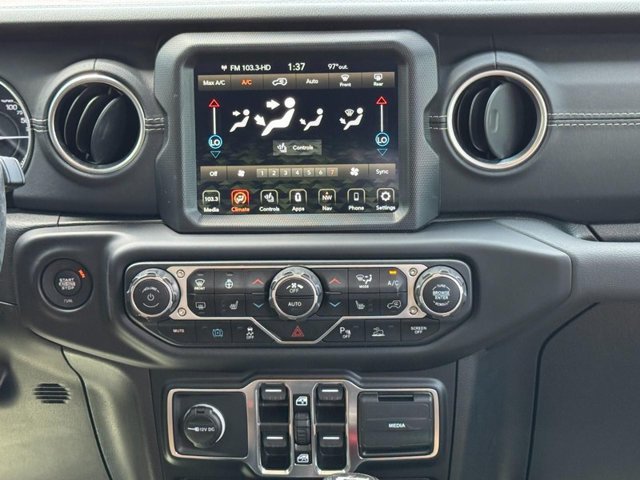 Used 2021 Jeep Wrangler Unlimited Sahara w/ Cold Weather Group AWD/4WD image 13