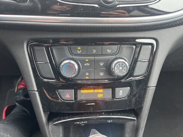 Used 2022 Buick Encore Preferred w/ Safety Package image 24