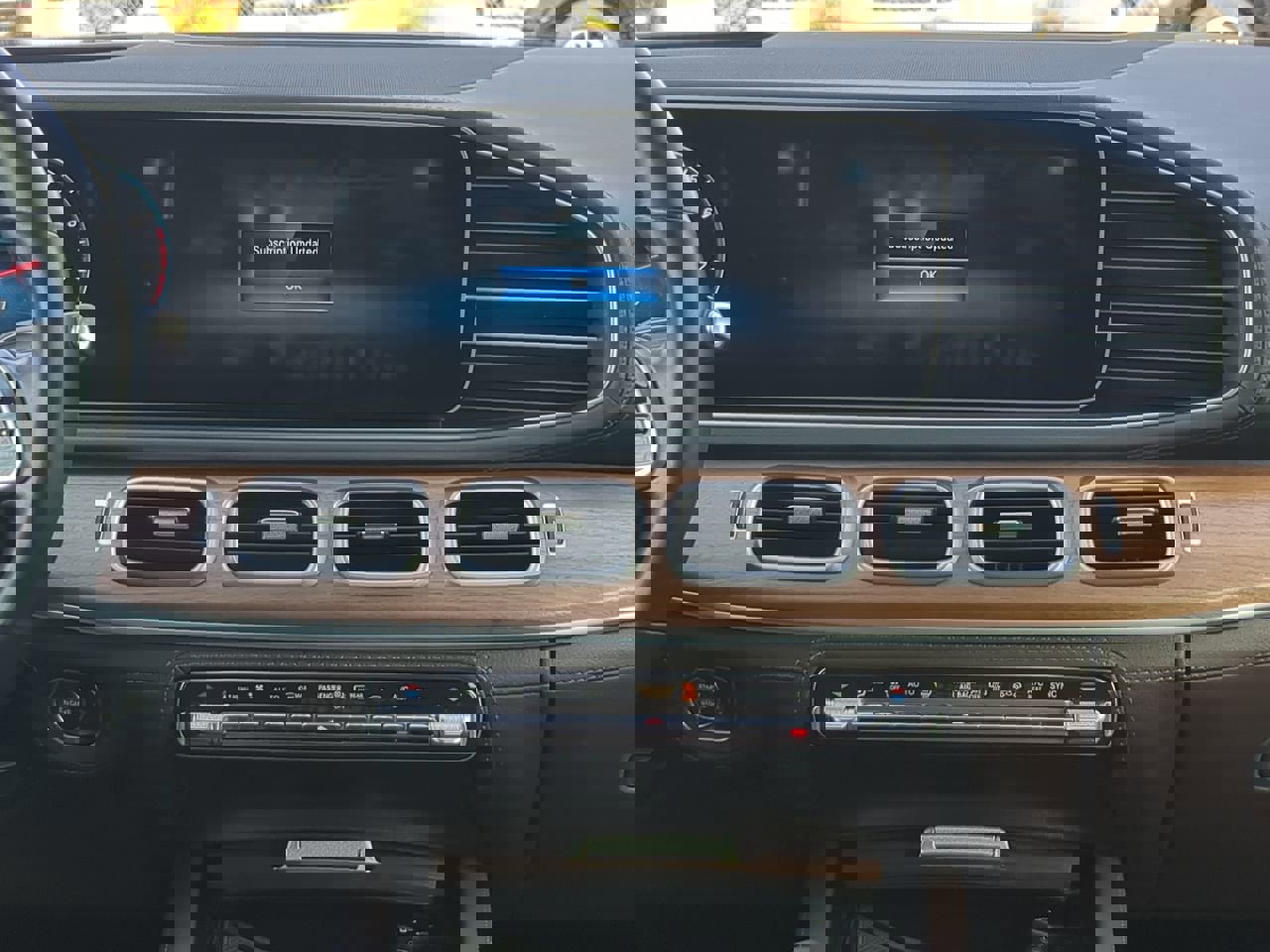 Used 2022 Mercedes-Benz GLE 450 4MATIC image 16