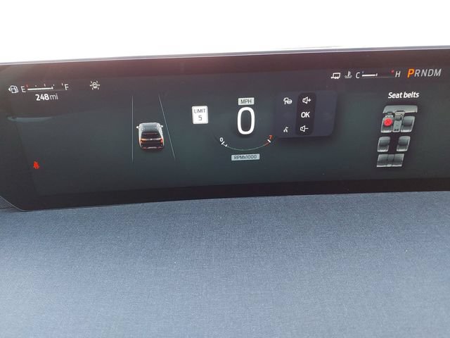 Certified 2025 Ford Expedition Active AWD/4WD image 14