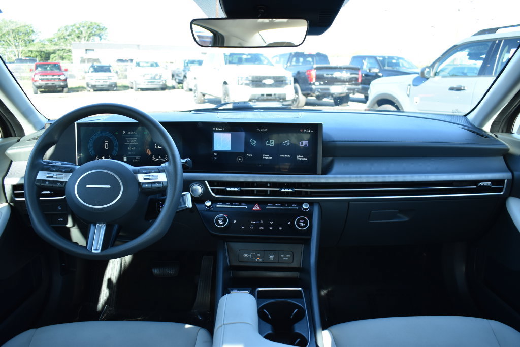 Used 2025 Hyundai Sonata SEL FWD image 13