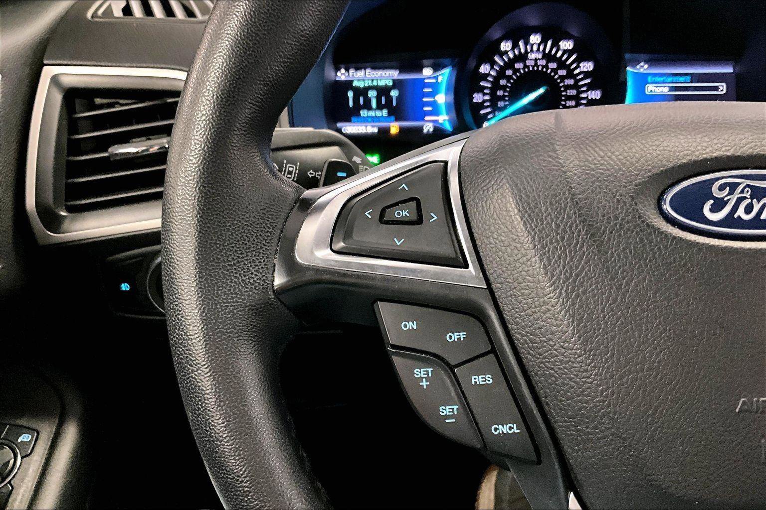 Certified 2024 Ford Edge SEL w/ Convenience Package image 17