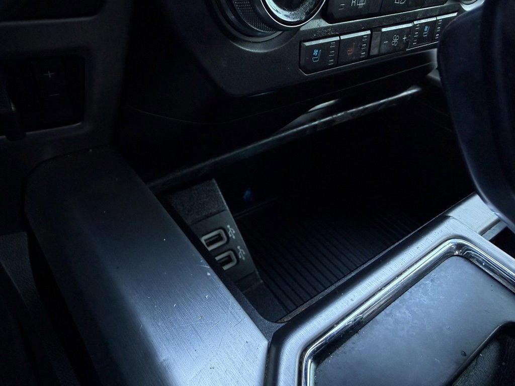 Certified 2020 Ford F150 Platinum w/ Equipment Group 701A Luxury image 19