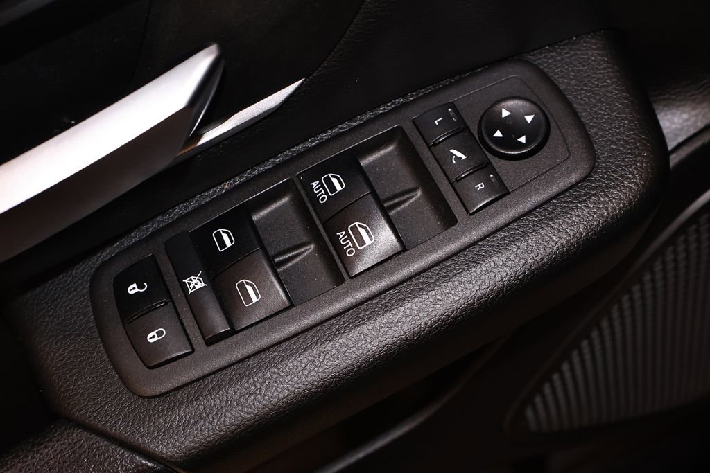 Used 2021 RAM 1500 Big Horn AWD/4WD image 12