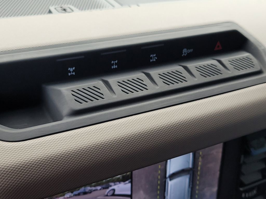 Certified 2023 Ford Bronco Wildtrak image 23